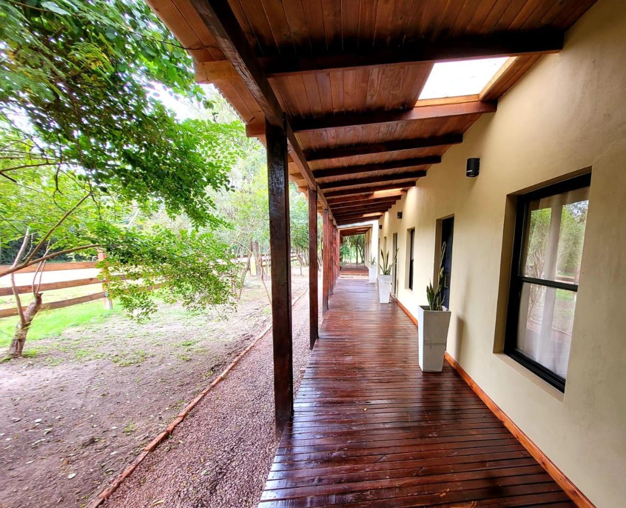 Hosteria Jasy Colonia Carlos Pellegrini  Kültér fotó